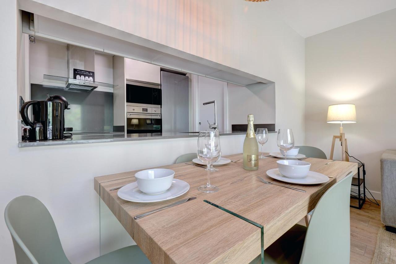 Stylish 2 Bedroom Apartment In Estepona Old Town Extérieur photo